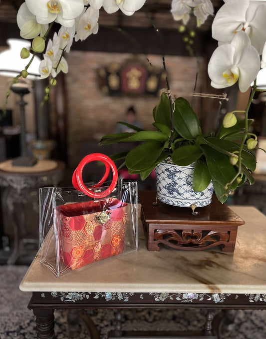 ĐẠI PHÚC - Cart quai sơn son &amp; gấm thêu chỉ vàng 
