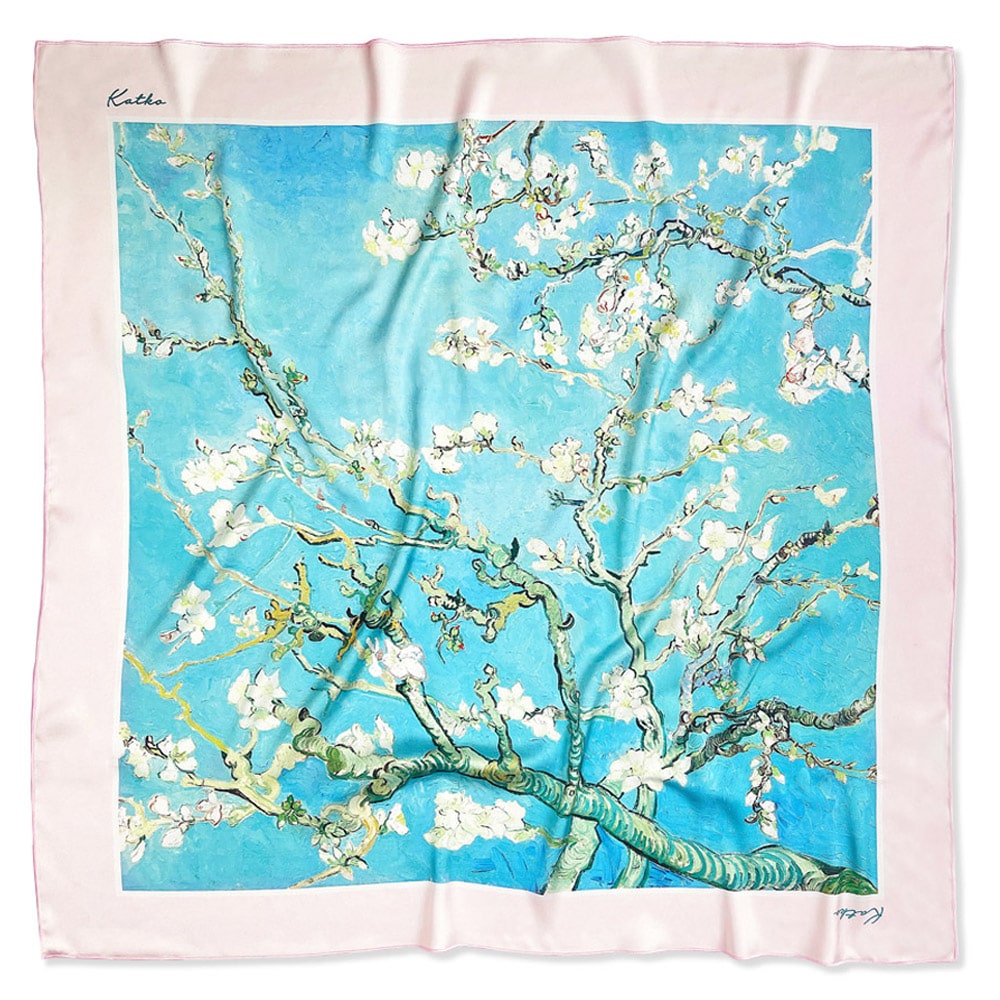 ALMOND BLOSSOM • 81 cm