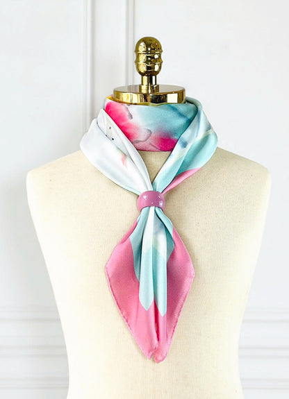 CELADON LOTUS  • 92 cm