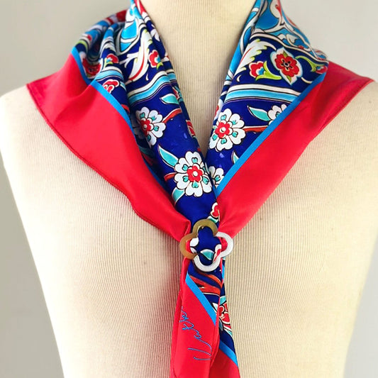 RED FLOWER - cài khăn sơn mài